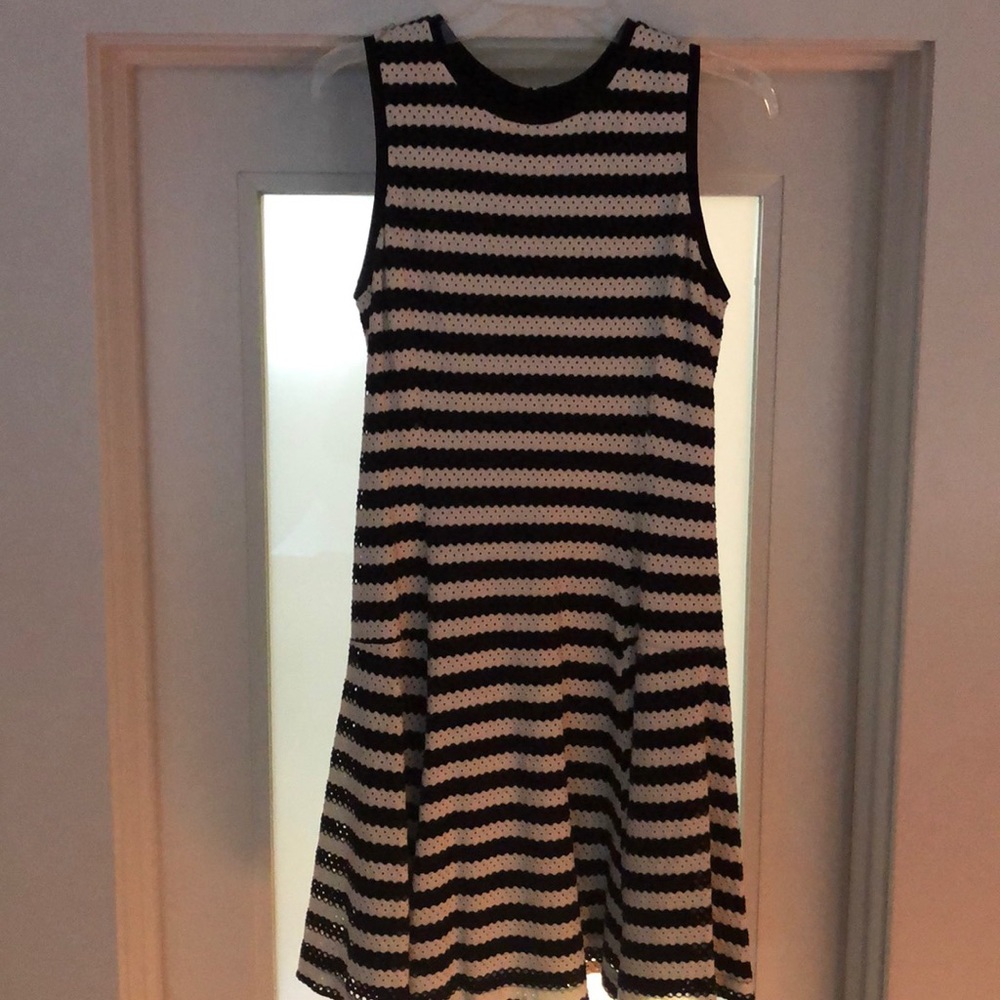 Black and white spring/summer dress